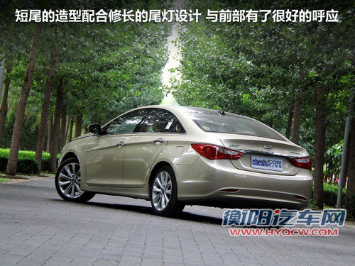 北京现代  第八代索纳塔 2.4 TOP AT