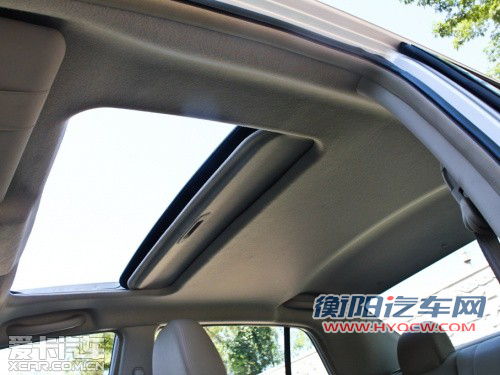 自主两厢标杆之争 启辰R50对比奇瑞A3