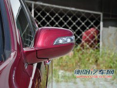 运动化倾向增强 2013款雅阁新车实拍