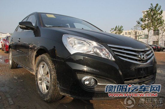 2011款 悦动 1.6 AT豪华型