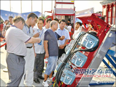中联重科施工升降机全新升级亮相广东市场