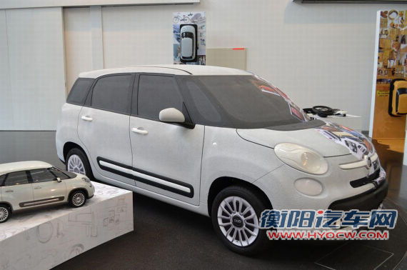 菲亚特500XL