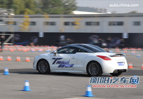 不再孤单 体验标致RCZ/308CC及THP涡轮增压