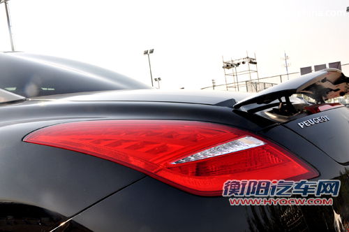 不再孤单 体验标致RCZ/308CC及THP涡轮增压