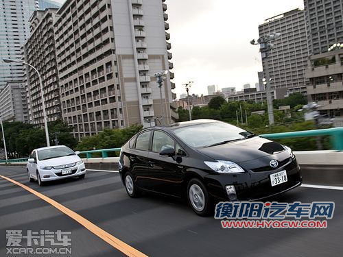 普锐斯对比Insight