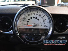 两个人的圣诞节 3款个性小车祝你玩尽兴 两个人的圣诞节 3款个性小车祝你玩尽兴