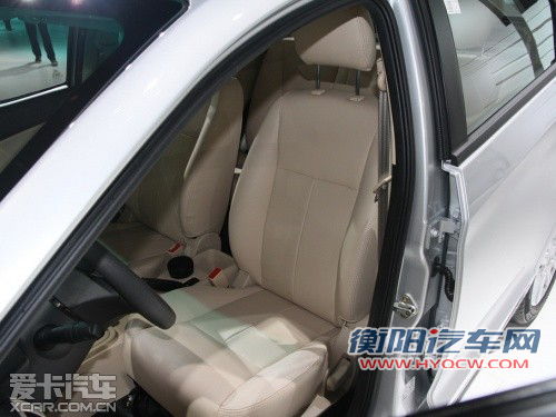 奇瑞汽车2013款风云2三厢