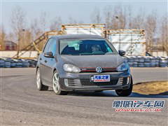 大众一汽-大众高尔夫2010款 2.0TSI GTI