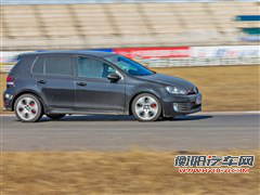 大众一汽-大众高尔夫2010款 2.0TSI GTI