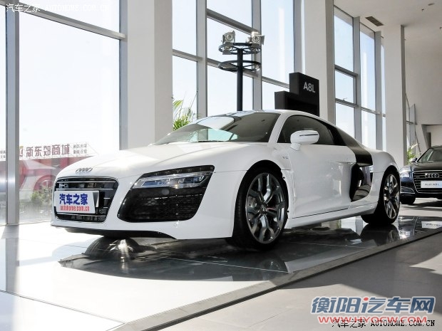 奥迪奥迪(进口)奥迪R82014款 基本型