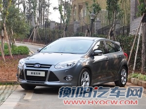 福特长安福特福克斯2012款 两厢 2.0L AT豪华运动型