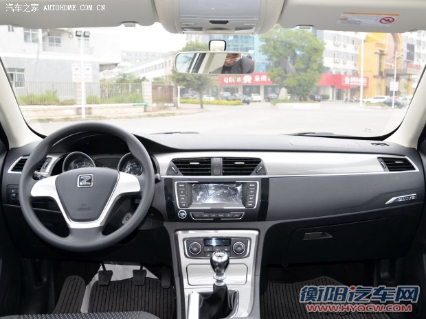 众泰众泰汽车众泰T6002014款 1.5T 手动精英型