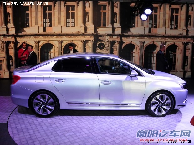 DS长安标致雪铁龙DS 5LS2014款 基本型