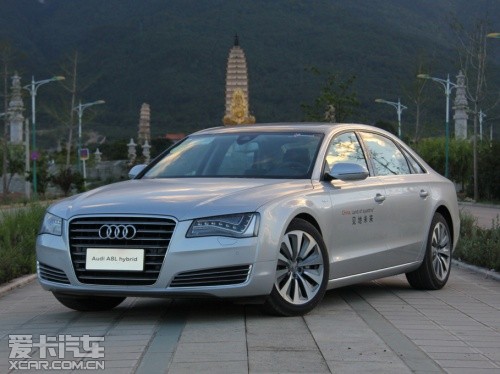奥迪A8L 40 Hybrid