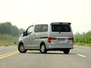 日产郑州日产日产NV2002013款 1.6L 尊贵型 国V