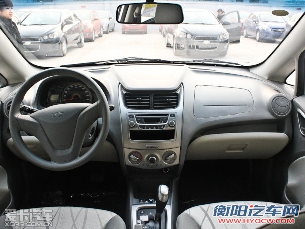 上海通用雪佛兰2011款赛欧两厢