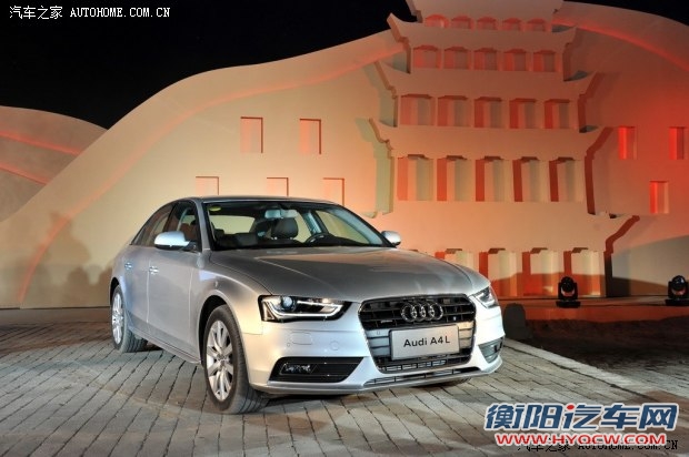 奥迪一汽-大众奥迪奥迪A4L2013款 40 TFSI quattro个性运动版