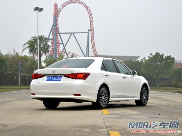 一汽丰田 皇冠 2015款 2.5L 尊享版