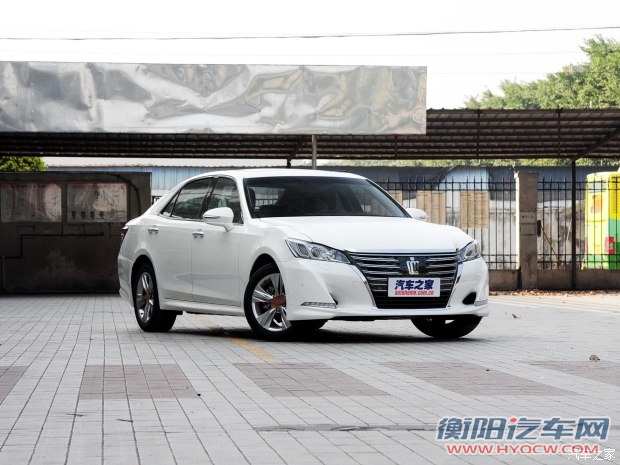 一汽丰田 皇冠 2015款 2.5L 时尚版