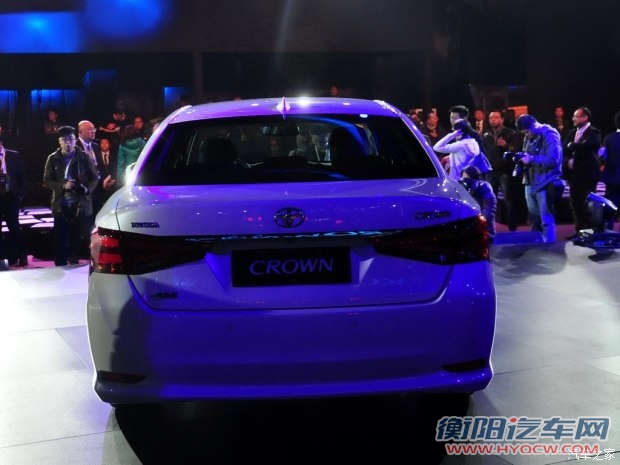 一汽丰田 皇冠 2015款 2.5L 尊享版