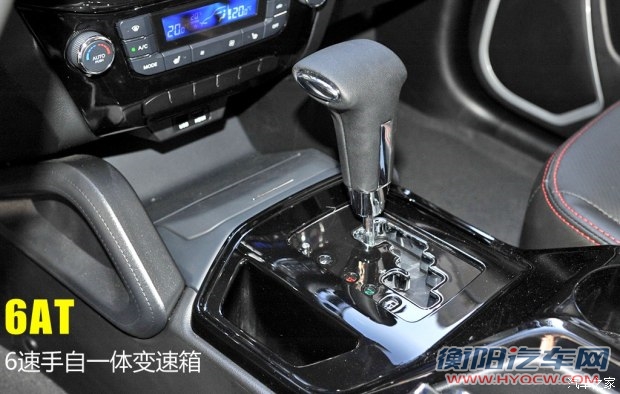 吉利汽车 吉利GX7 2015款 运动版 2.0L 自动尊贵型 吉利汽车 吉利GX7 2015款 运动版 2.0L 自动尊贵型