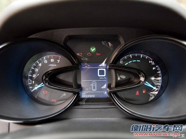 东风乘用车 东风风神AX7 2015款 2.0L 手动阅兵版