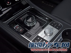 众泰汽车 众泰T600 2016款 运动版 2.0T 自动尊贵型